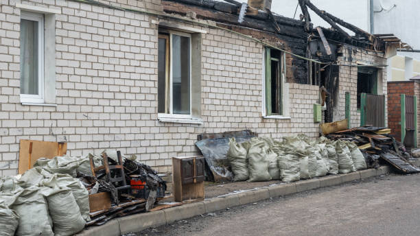24/7 Emergency Fire Damage Removal experts in Bradenton, FL